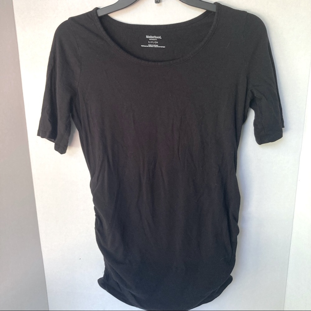 ⭐️ Motherhood Maternity black top ⭐️